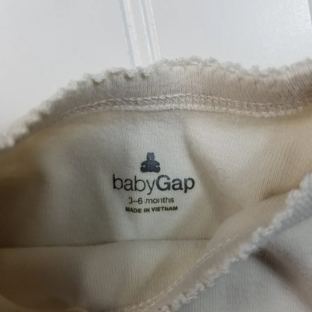 GAP baby blanks